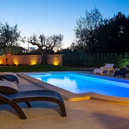 Holiday home Vabriga *