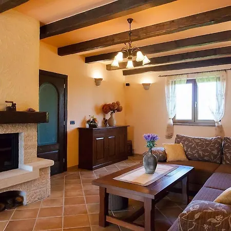 Vabriga Holiday home *